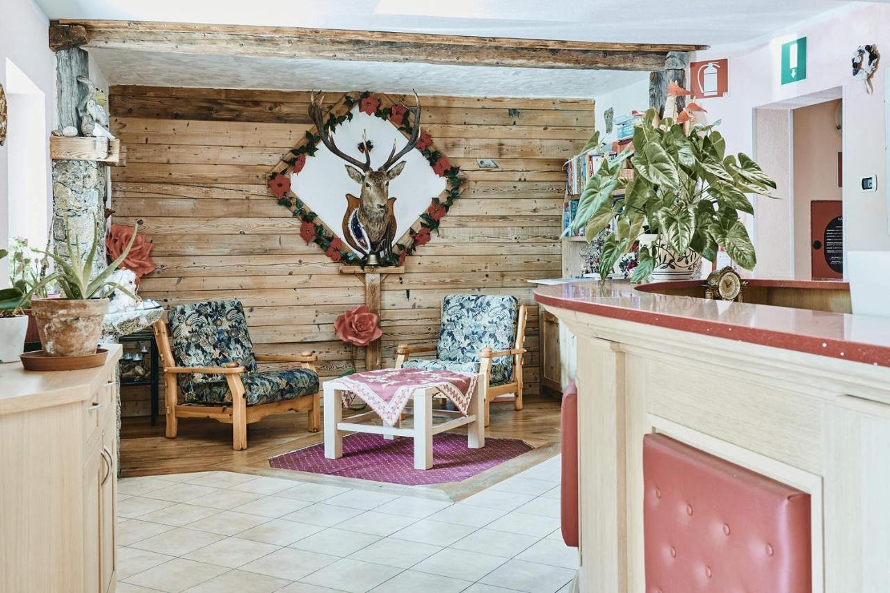 Hotel 2000 Livigno Exterior photo