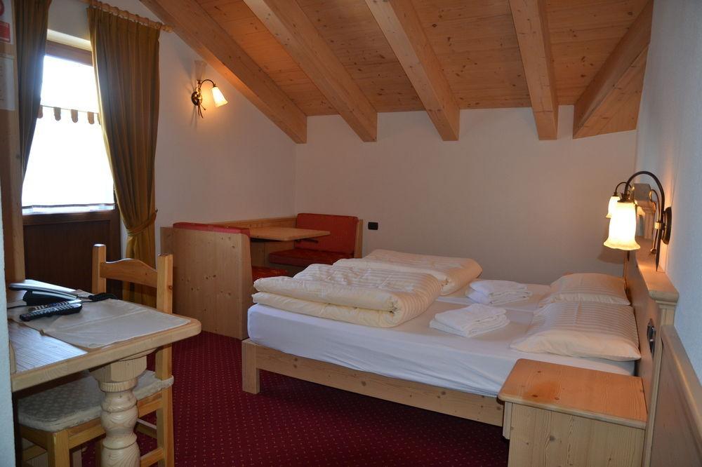 Hotel 2000 Livigno Exterior photo
