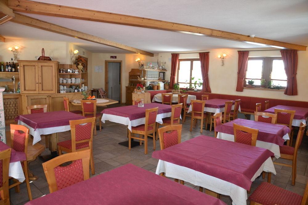 Hotel 2000 Livigno Exterior photo