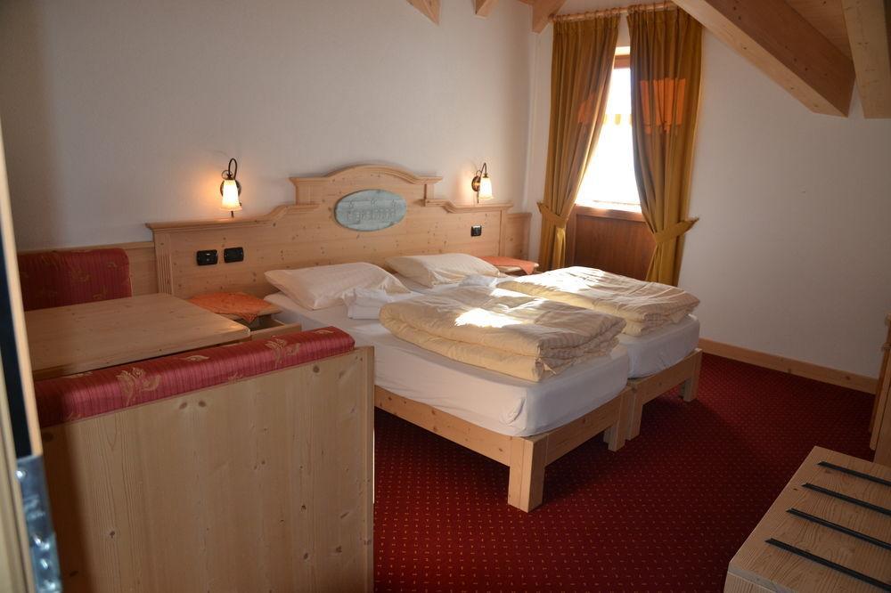 Hotel 2000 Livigno Exterior photo