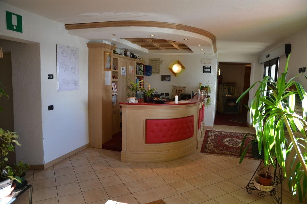 Hotel 2000 Livigno Exterior photo